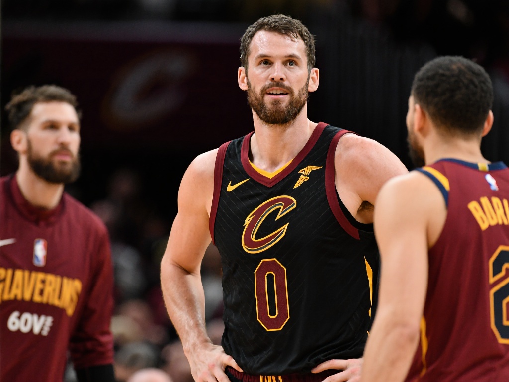 2024年中甲联赛赛季前裁判人员培训班在大连成功举办